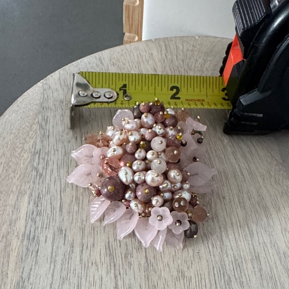 Ann Taylor Pink and Gold beaded Brooch - Picture 5 of 5